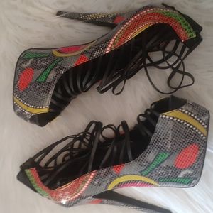 Bumper  platform heels.